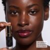 Schwarz + Weiß Lip Comfort Oil mit Schimmer